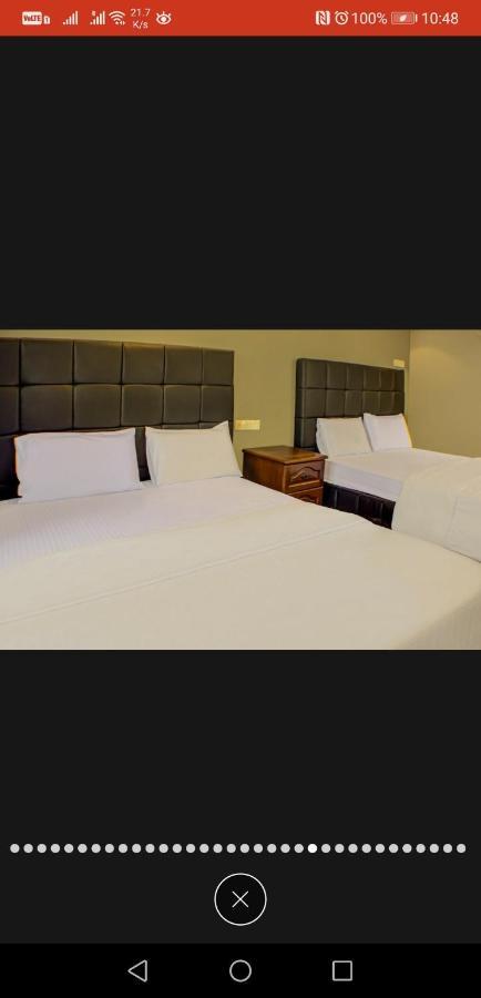 Tai Hoe Hotel Pengerang Kampung Sungai Rengit Ngoại thất bức ảnh